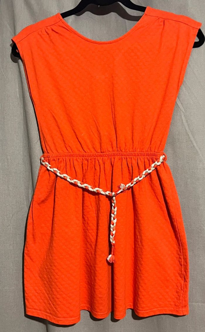 Robe orange tape à l’œil 10 ans excellent état - photo numéro 2