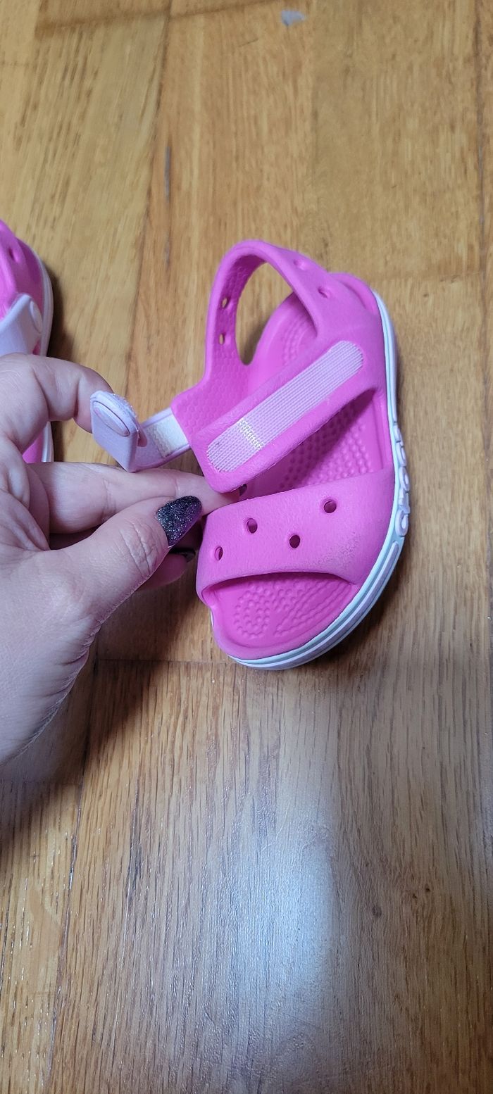 Crocs ouvertes - photo numéro 3