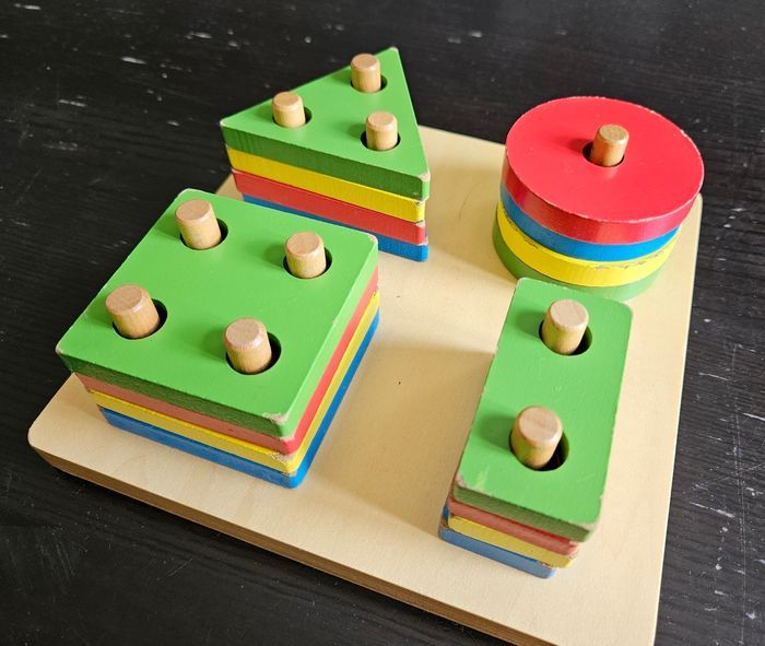 Jeu formes et couleurs - photo numéro 2