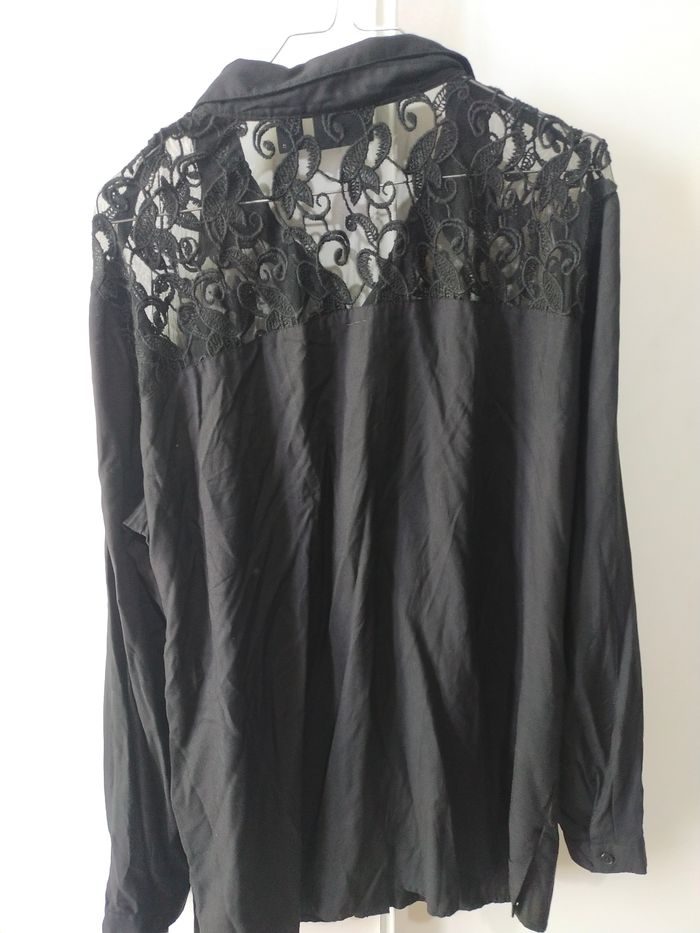 Chemise brodé noir  BPC taille 44/46 - photo numéro 5