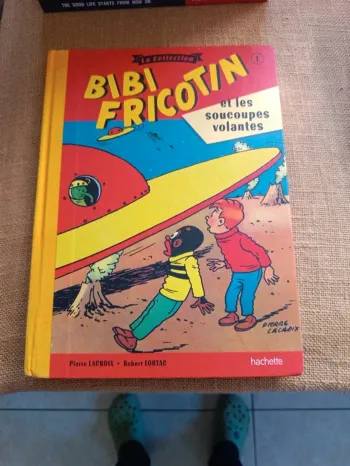 Bibi Fricotin et les soucoupes volantes.