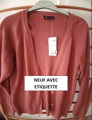 gilet fille Tex 15-16 ans neuf avec étiquette