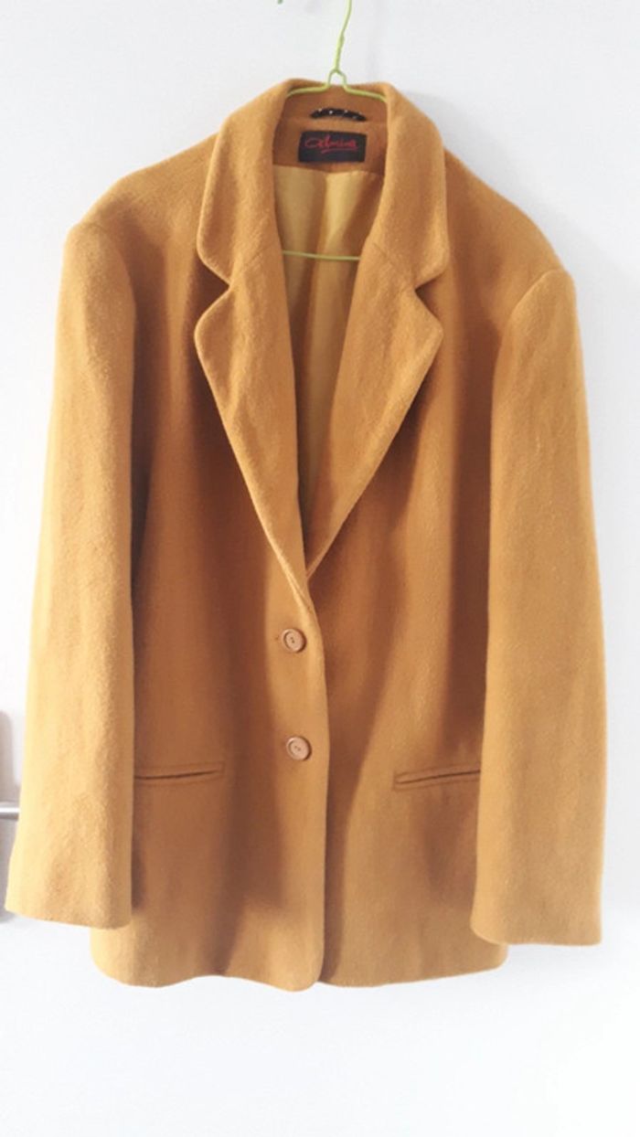 Manteau vintage moutarde