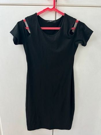 Robe d’été avec épaules découvertes - noir - eigth Paris taille s