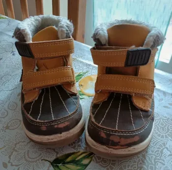 Bottines fourrées taille 26