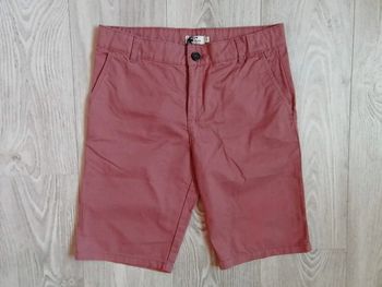 bermuda Cyrillus 
Taille 14 ans
Neuf juste lavé