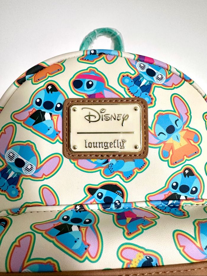 Sac Loungefly backpack Retro Groovy Stitch Disney - photo numéro 7