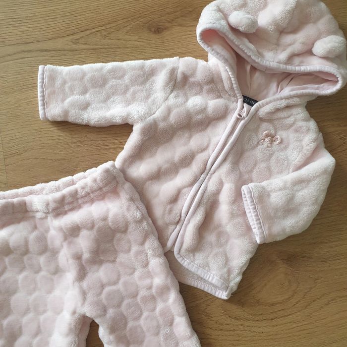 🩷 Ensemble veste zippé à capuche en bas 1 mois kiabi #emyfleury_1moisfille - photo numéro 4