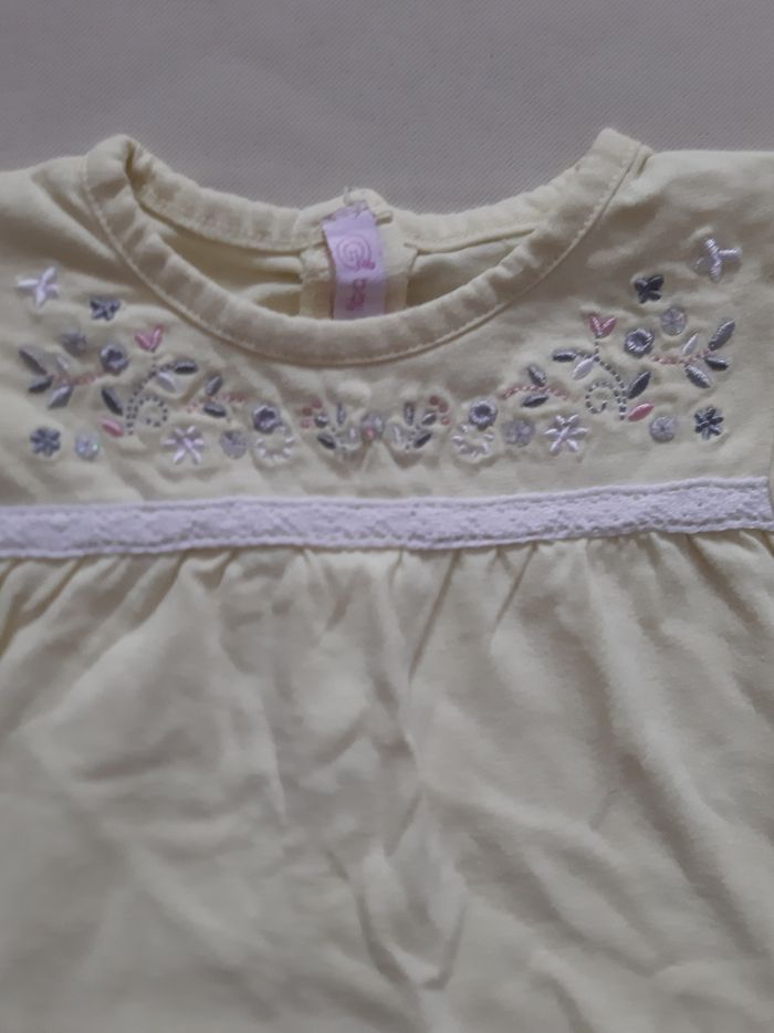 tee-shirt manches courtes jaune fille - fleurs, papillons - Gémo - 6 mois - photo numéro 3