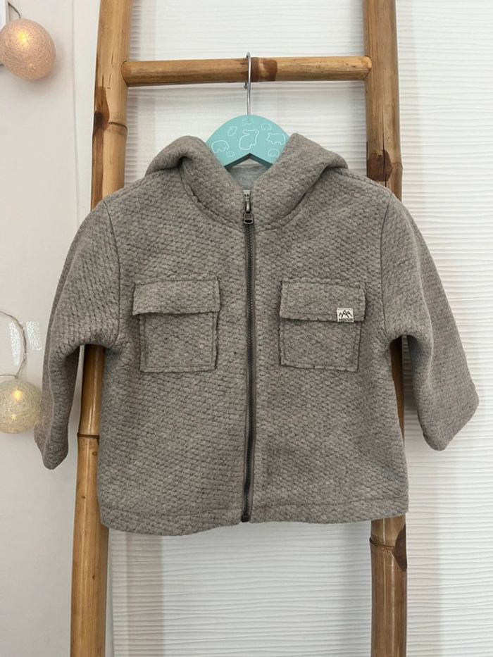 Veste zippée à capuche taille 9-12 mois (80cm) - photo numéro 2