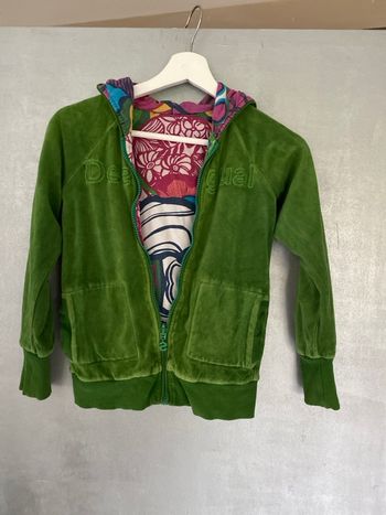 Gilet zippé réversible avec capuche Desigual taille 7 - 8 ans