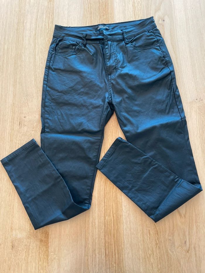 Pantalon enduit noir taille 40