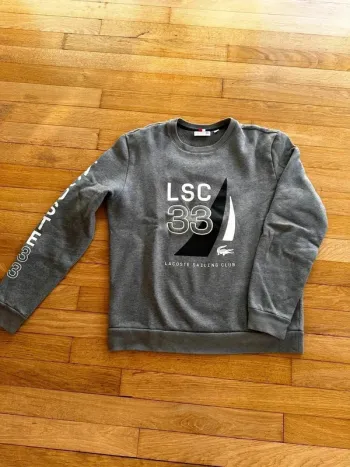 Pull Lacoste Gris taille M