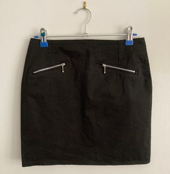 jupe droite avec poches zippées