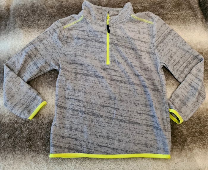 Sweat polaire 6-7ans