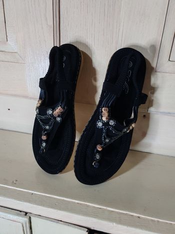 Nue pied bohème