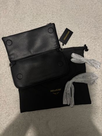 Sac bandoulière Zadig & Voltaire noir en cuir grainé – ailes iconiques 🖤✨