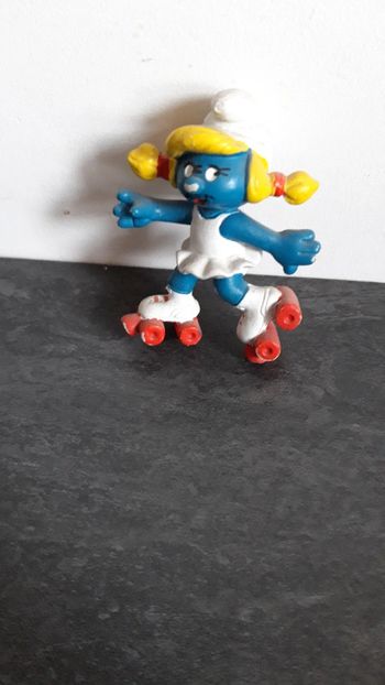 Figurine Schtroumpfette