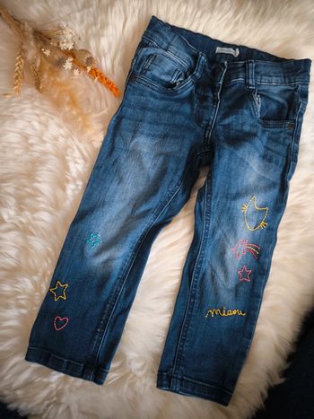 💙 Magnifique jean brodé motifs Bout'chou en 24 mois 💙