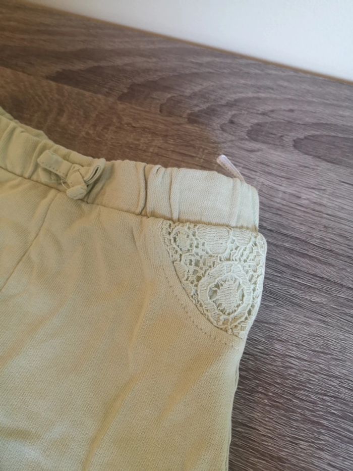 Short C&A en vert clair 2 ans - photo numéro 3
