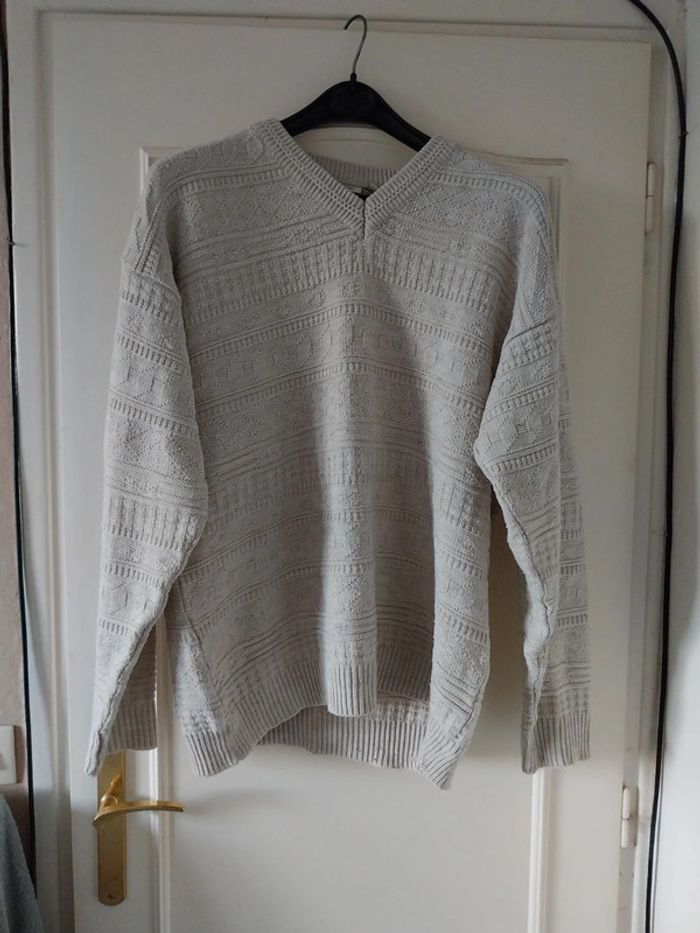 Pull col V homme 52/54