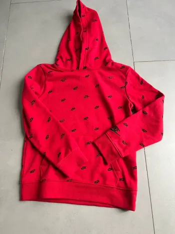 Pull à capuche nike 7 ans
