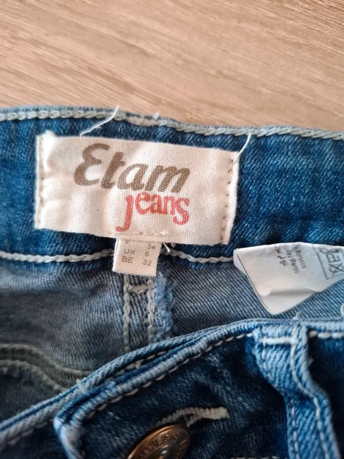 Short en jean Étam taille 34 - photo numéro 3
