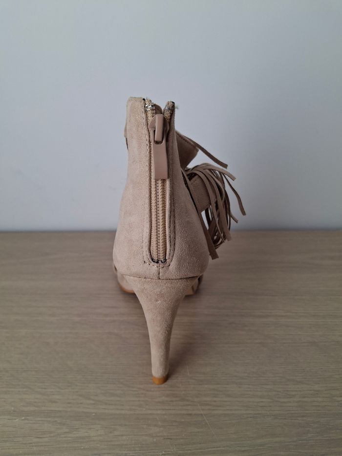 Talons à franges 38 - photo numéro 10