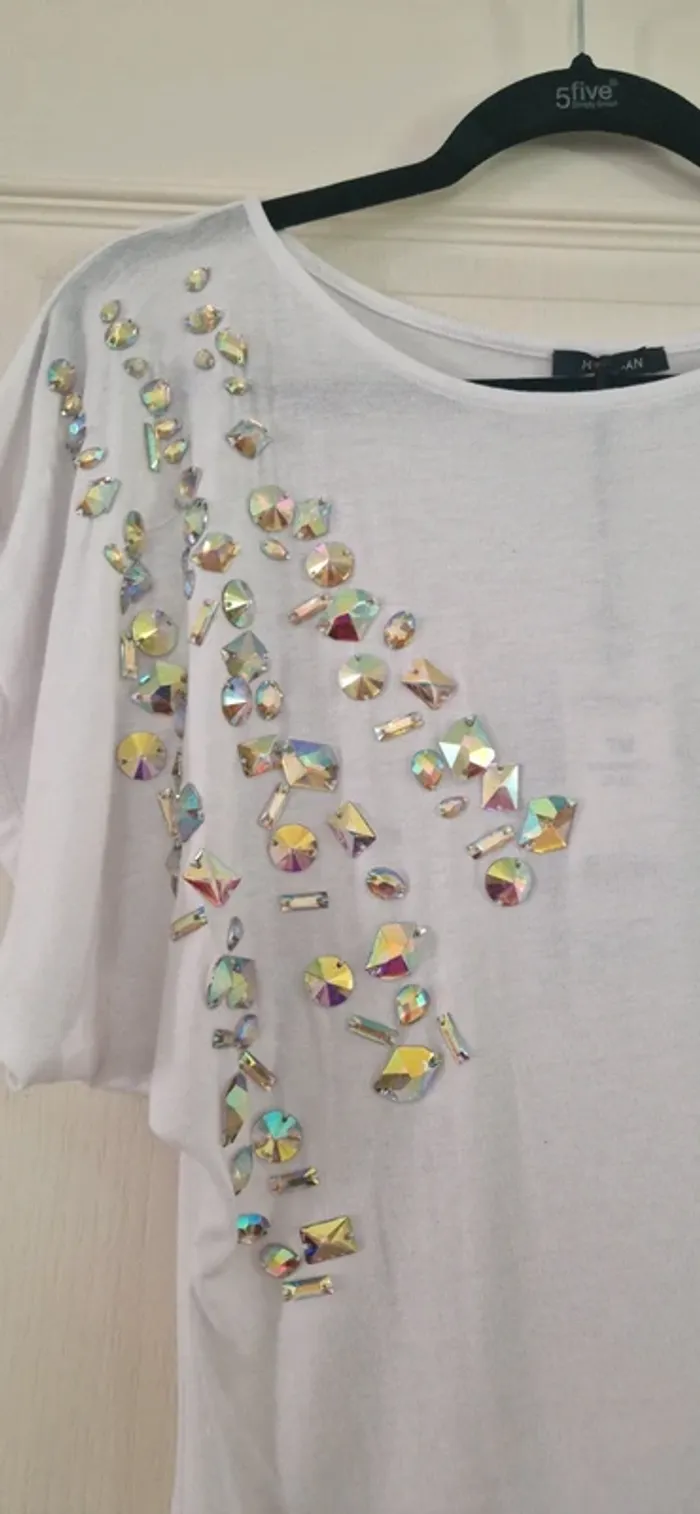 Magnifique T-shirt Morgan taille M blanc et bijoux cristaux - photo numéro 5