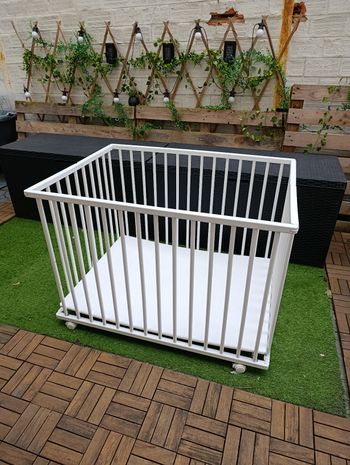 Parc bébé pliable et sur roulettes Geuther