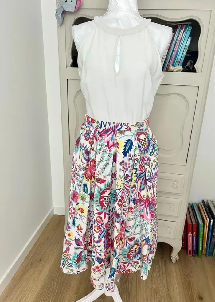 Superbe petite robe blanc et colorée chic et élégante Nafnaf taille 36 , S , 1