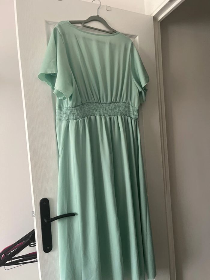 Robe femme 2 XL très bon état shein curvy - photo numéro 5