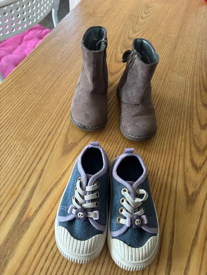 Lots chaussures 22