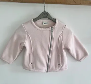 Veste rose broderie argenté tape à l’œil