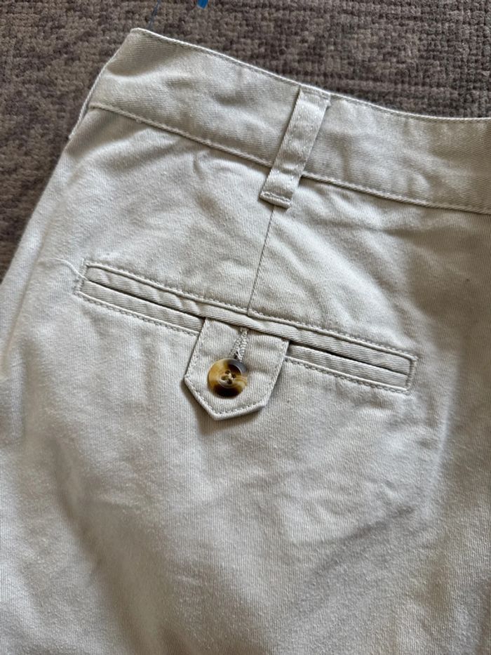 Short Tommy Hilfiger beige – Taille 42 FR – Look chic décontracté - photo numéro 8