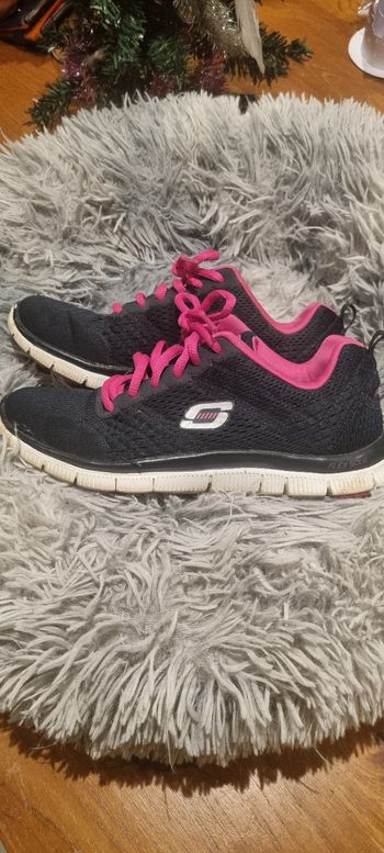 Chaussures sport Skechers