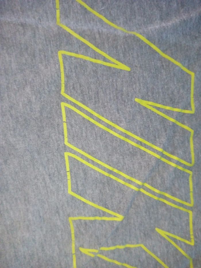 T shirt - photo numéro 3