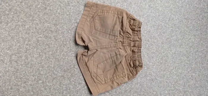 Dpam short taille 5 ans 
Bien porté - photo numéro 3