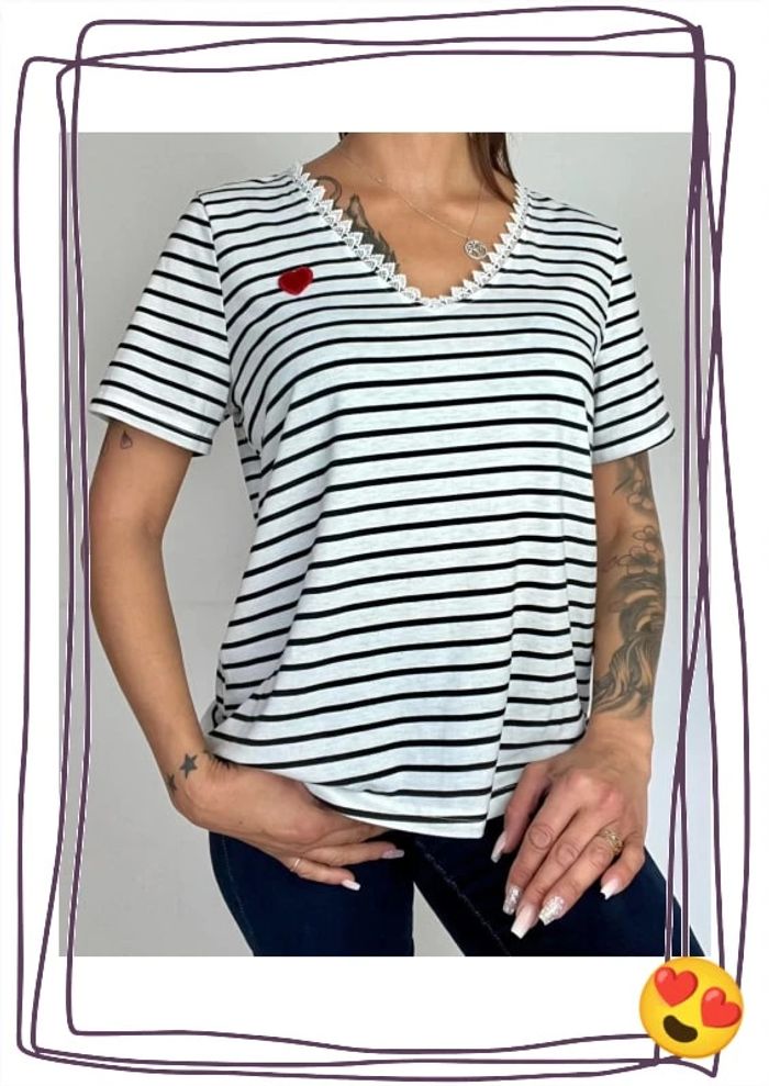 T-shirt rayé cœur rouge sur le cœur , col V dentelle taille L - SHEIN - photo numéro 3