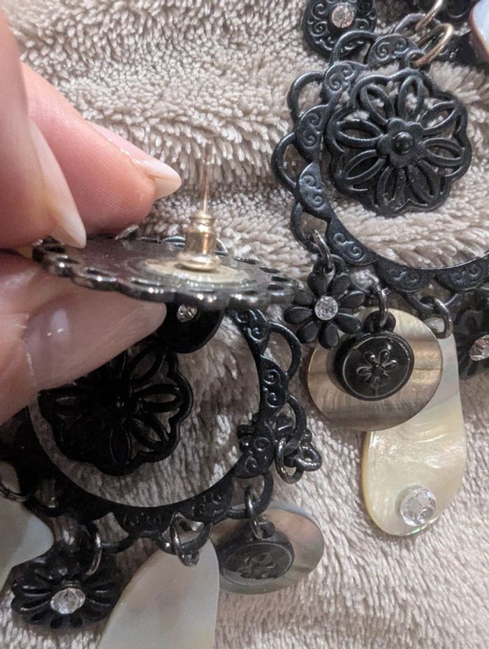 Grandes boucles d'oreilles - photo numéro 6