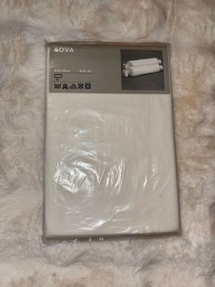 Lot 2 taies traversin neuf 25X80cm - photo numéro 2