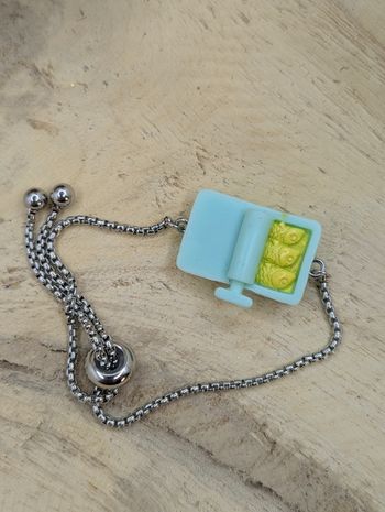 Bracelet en acier inoxydable avec accessoires de poupée boîte de sardine