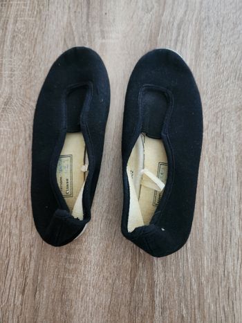 Chaussons noirs