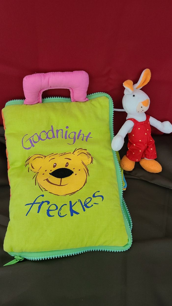 Livre d'histoires en tissu de collection ELC bonne nuit taches de rousseur 6M+ 2003 rare