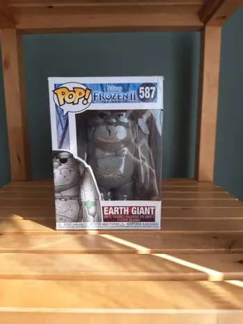 Funko POP Earth Giant n°587 La Reine des Neiges 2