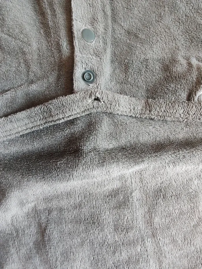 Lot pyjama velours 12 mois - photo numéro 3