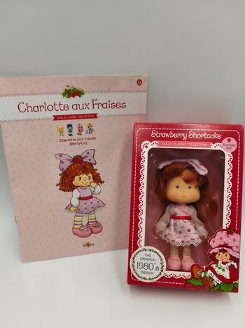 Adorable poupée Charlotte aux Fraises n° 27