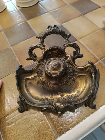 Encrier laiton bronze métal doré vintage ancien