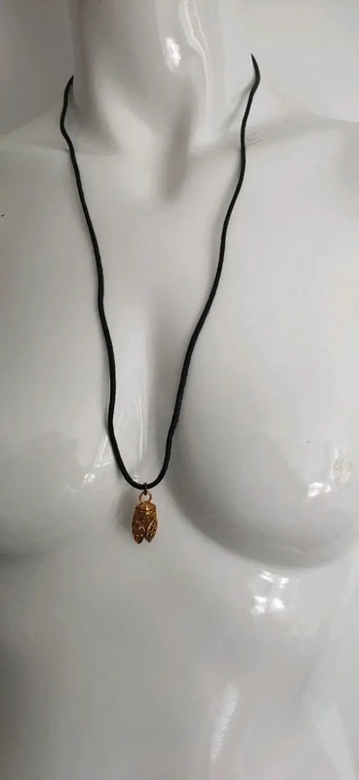 Lots de colliers 'ethniques' marrons (dont 2 avec nacres) - photo numéro 6