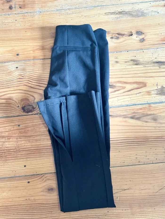 Pantalon H&M Divided jamais portée taille 34 - photo numéro 2
